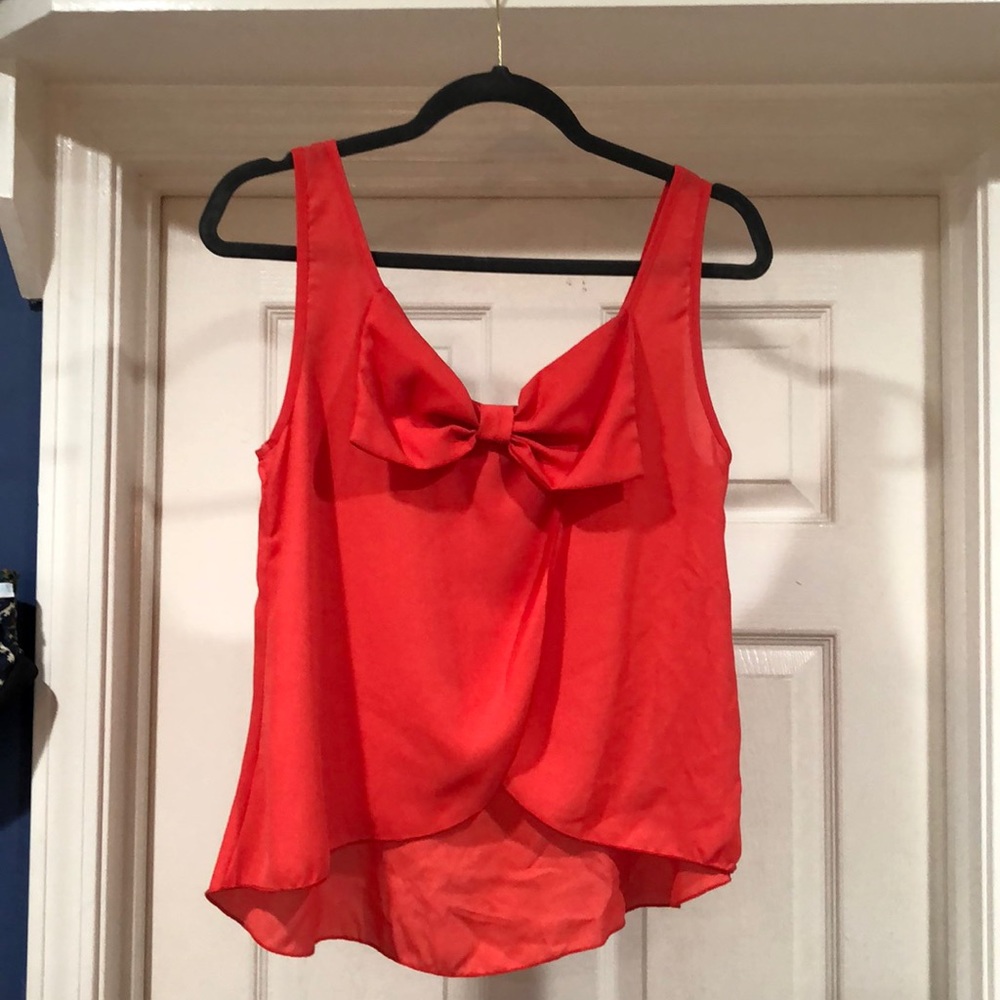 Bow-back Tank